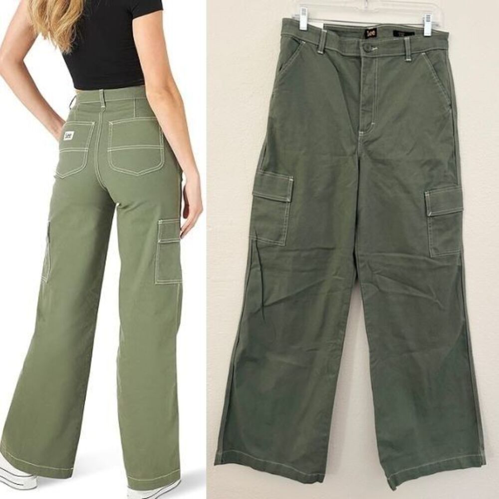 NWT Lee Women's High Rise A Line Cargo Pant Wide Leg Green Army Utility Size 31
